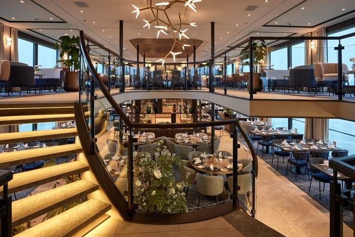 Viva Cruises Viva Two - Lounge 2.jpg